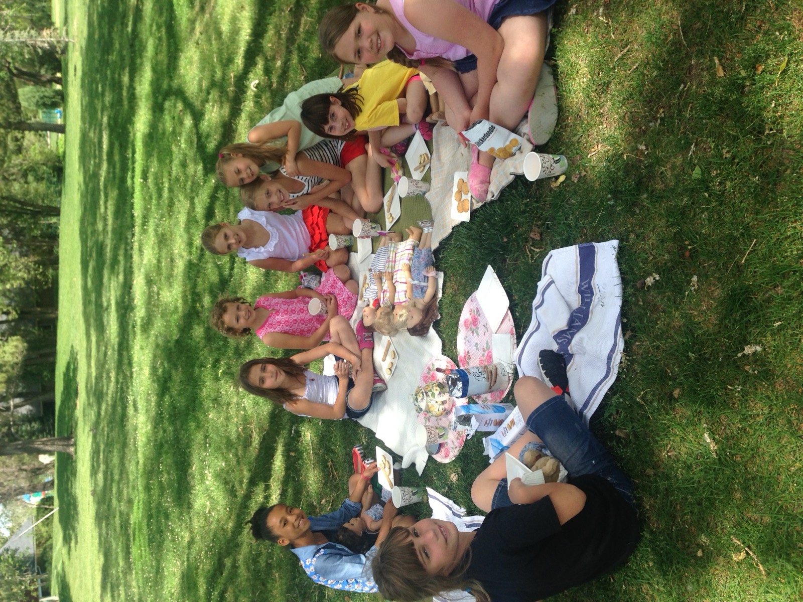 Dolls & dresses made in a sewing lesson